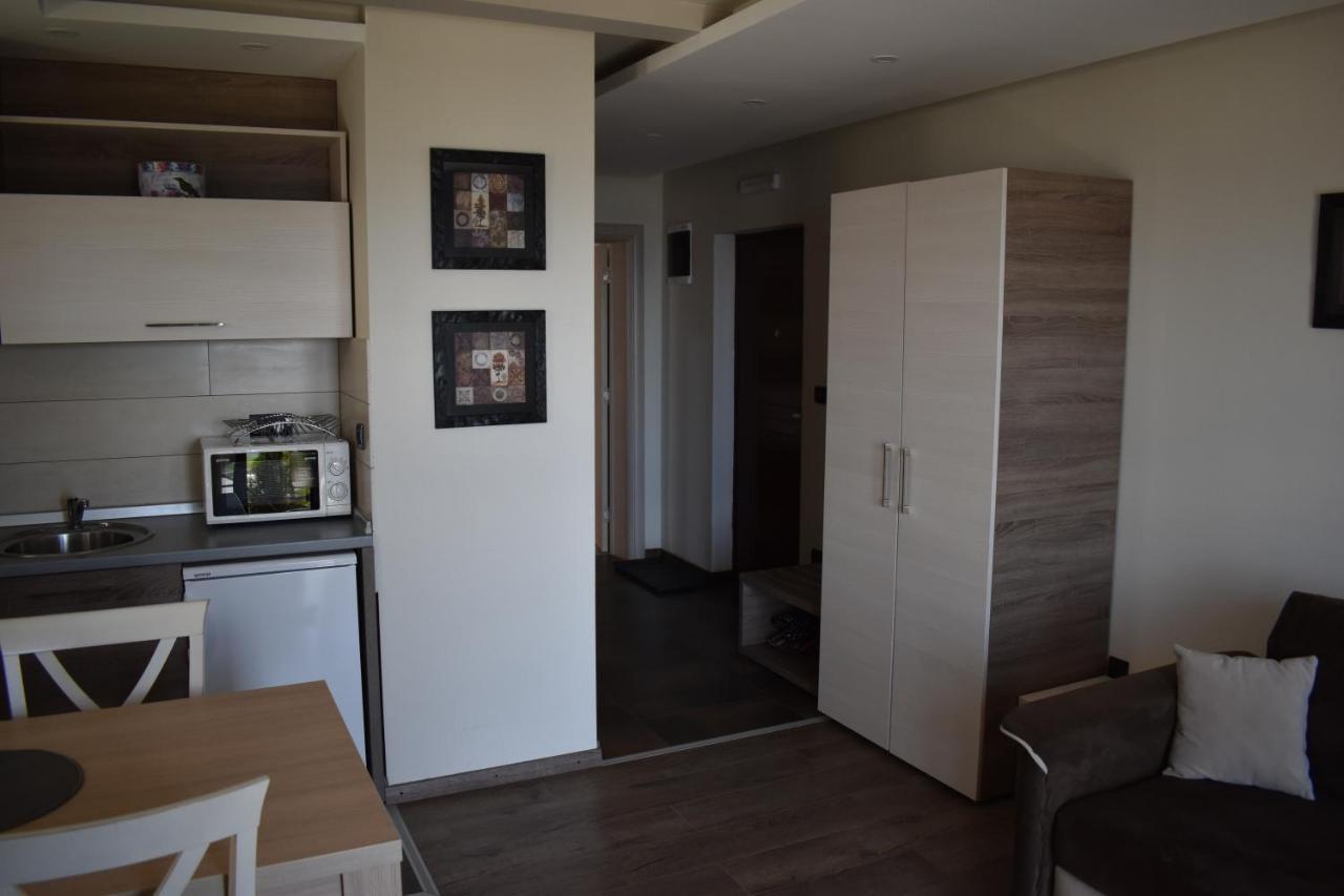 Apartman G1 U Milmari Kompleksu - โคเปานิก ภายนอก รูปภาพ