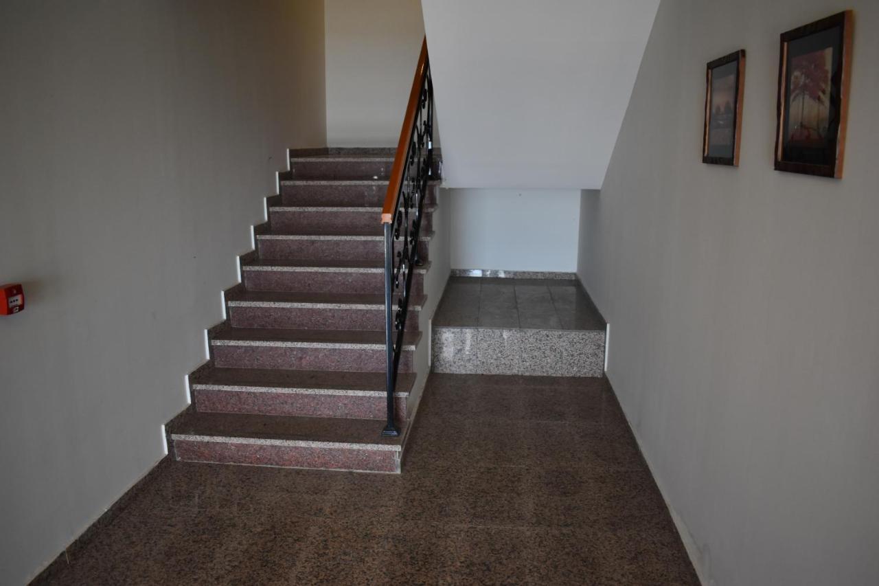 Apartman G1 U Milmari Kompleksu - โคเปานิก ภายนอก รูปภาพ