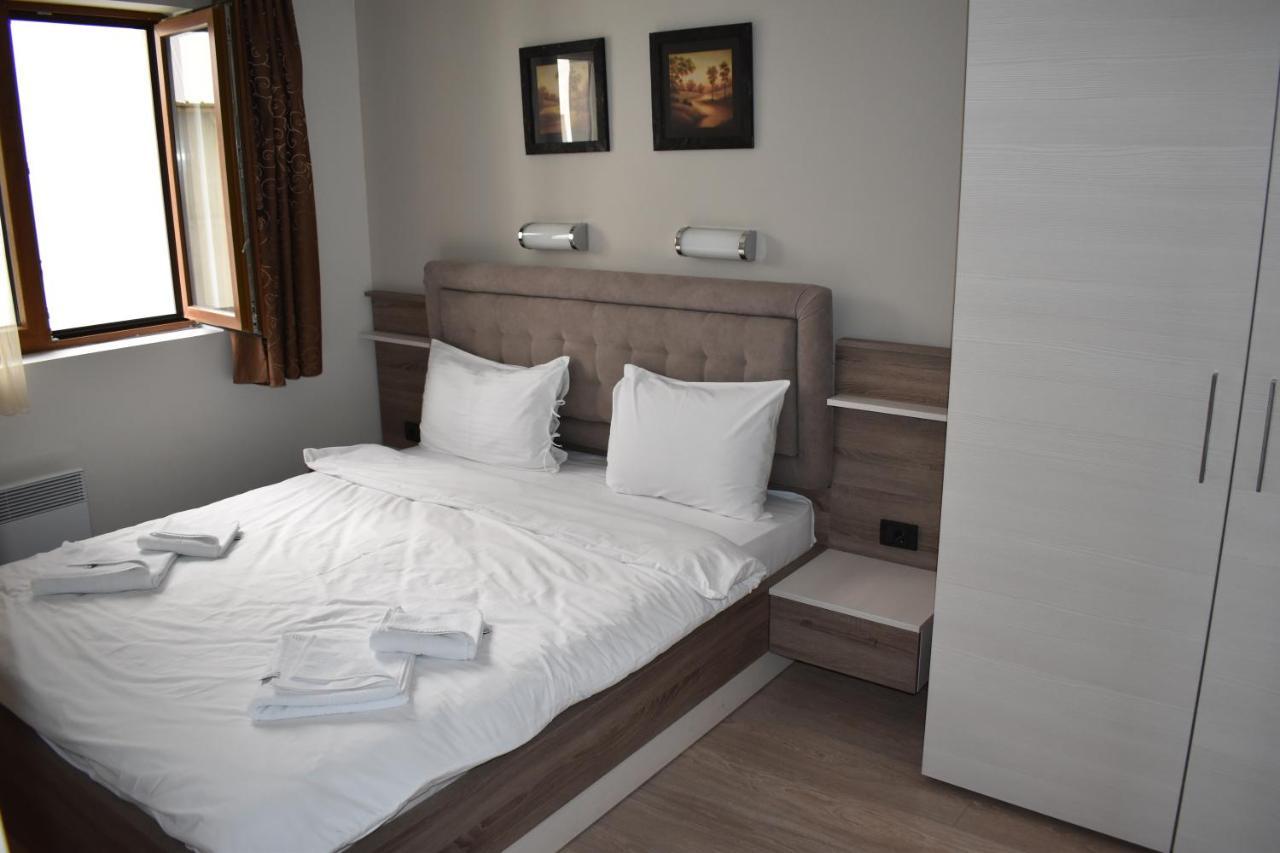 Apartman G1 U Milmari Kompleksu - โคเปานิก ภายนอก รูปภาพ